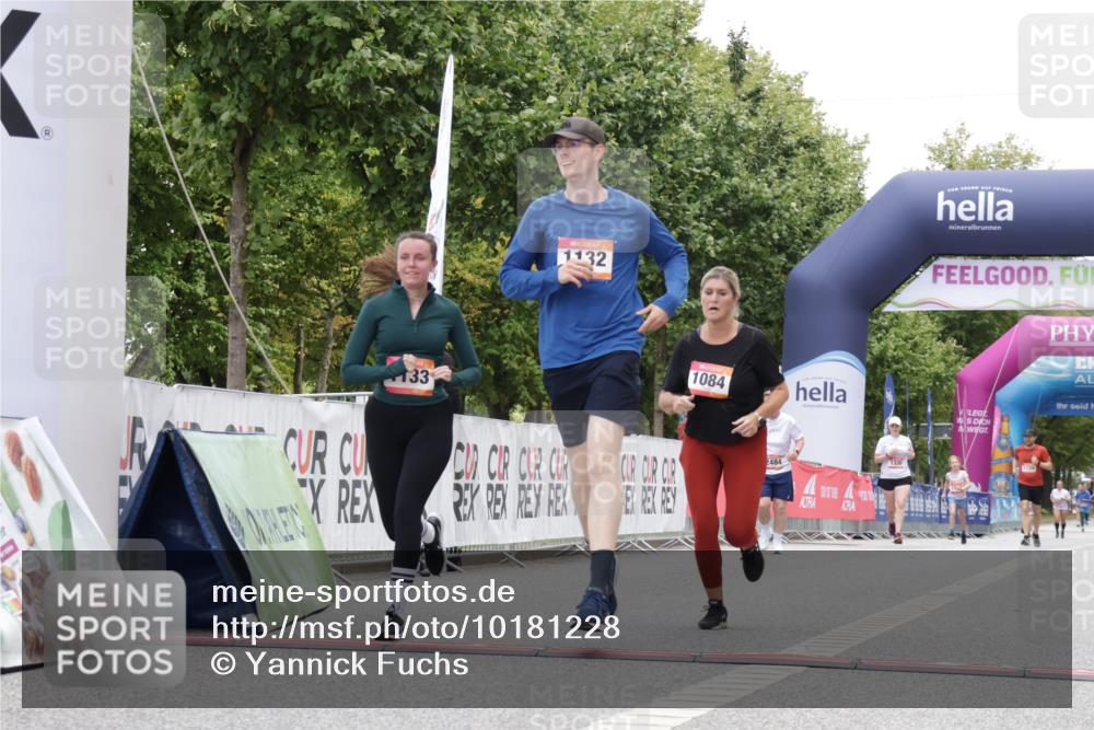 06.09.2026 - CURREX Alsterlauf Yannick Fuchs http://msf.ph/oto/10181228 06.09.2026 12:04:58 Ziel 1036, 1084 meine-sportfotos.de