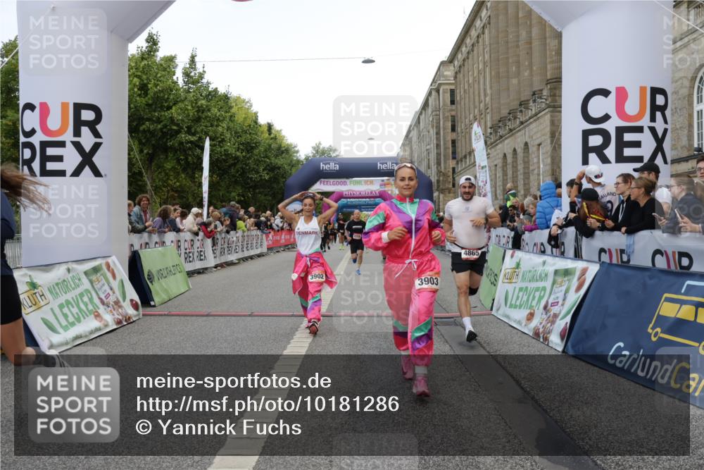 06.09.2026 - CURREX Alsterlauf Yannick Fuchs http://msf.ph/oto/10181286 06.09.2026 09:55:48 Ziel 2117, 2277, 2479, 3051, 3304, 3799, 3902, 3903, 3929, 4190, 4463, 4865, 4955, 4961, 4962, 5488, 6034, 6400, 6479, 8204, 8259 meine-sportfotos.de