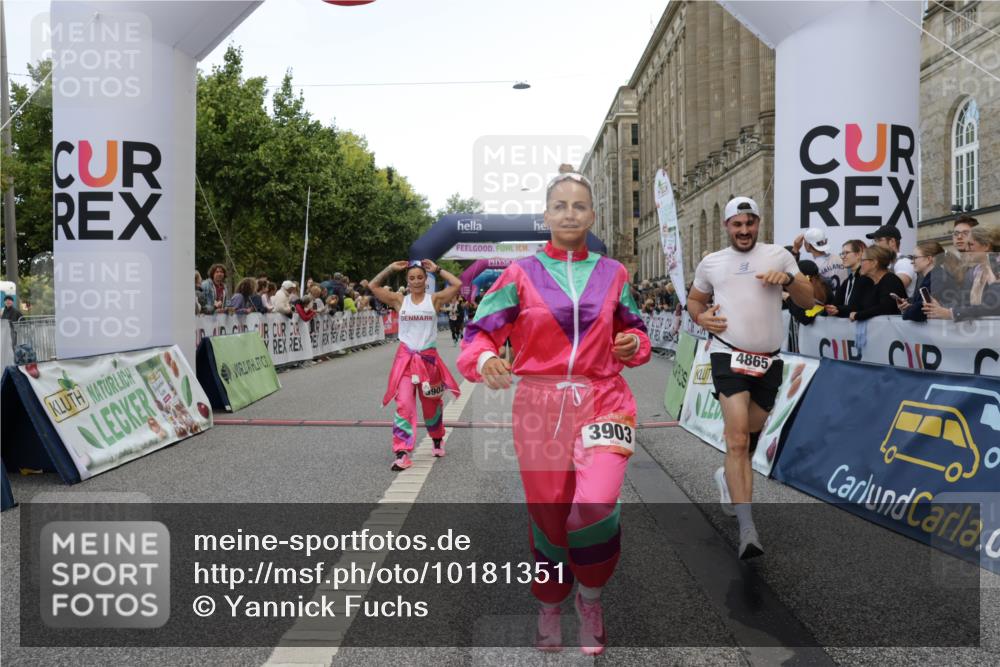 06.09.2026 - CURREX Alsterlauf Yannick Fuchs http://msf.ph/oto/10181351 06.09.2026 09:55:49 Ziel 2117, 2277, 2479, 3051, 3304, 3799, 3902, 3903, 4190, 4463, 4865, 4955, 4961, 5488, 6034, 6400, 8259 meine-sportfotos.de