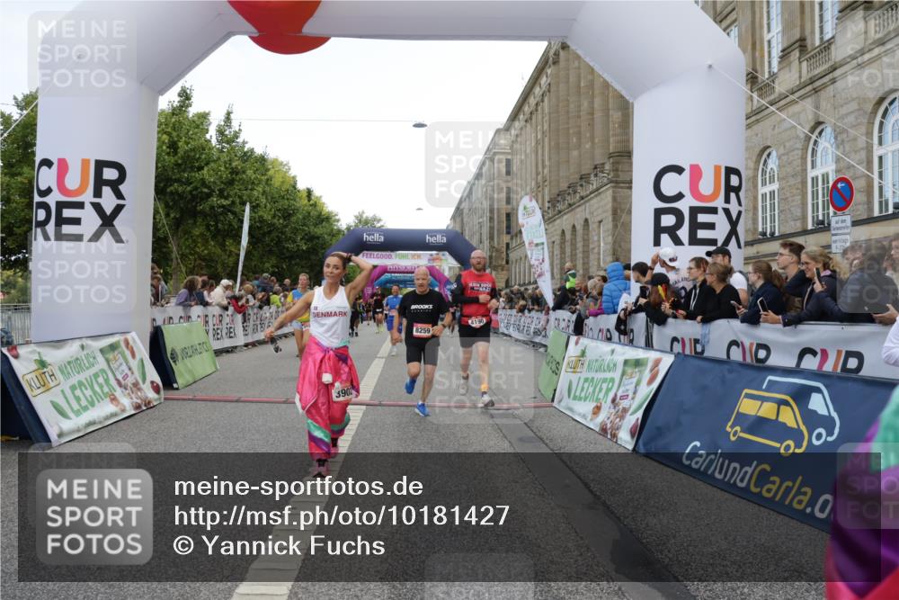 06.09.2026 - CURREX Alsterlauf Yannick Fuchs http://msf.ph/oto/10181427 06.09.2026 09:55:50 Ziel 2117, 2277, 2479, 3304, 3799, 3902, 3903, 4190, 4463, 4627, 4865, 4955, 4961, 5488, 6400, 8086, 8259 meine-sportfotos.de