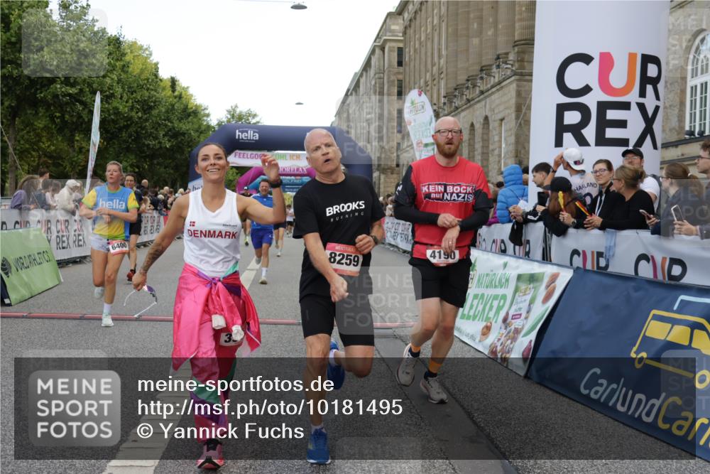 06.09.2026 - CURREX Alsterlauf Yannick Fuchs http://msf.ph/oto/10181495 06.09.2026 09:55:51 Ziel 2277, 2479, 3304, 3902, 3903, 4190, 4434, 4463, 4627, 4865, 4955, 4961, 5484, 5488, 6400, 8086, 8259 meine-sportfotos.de