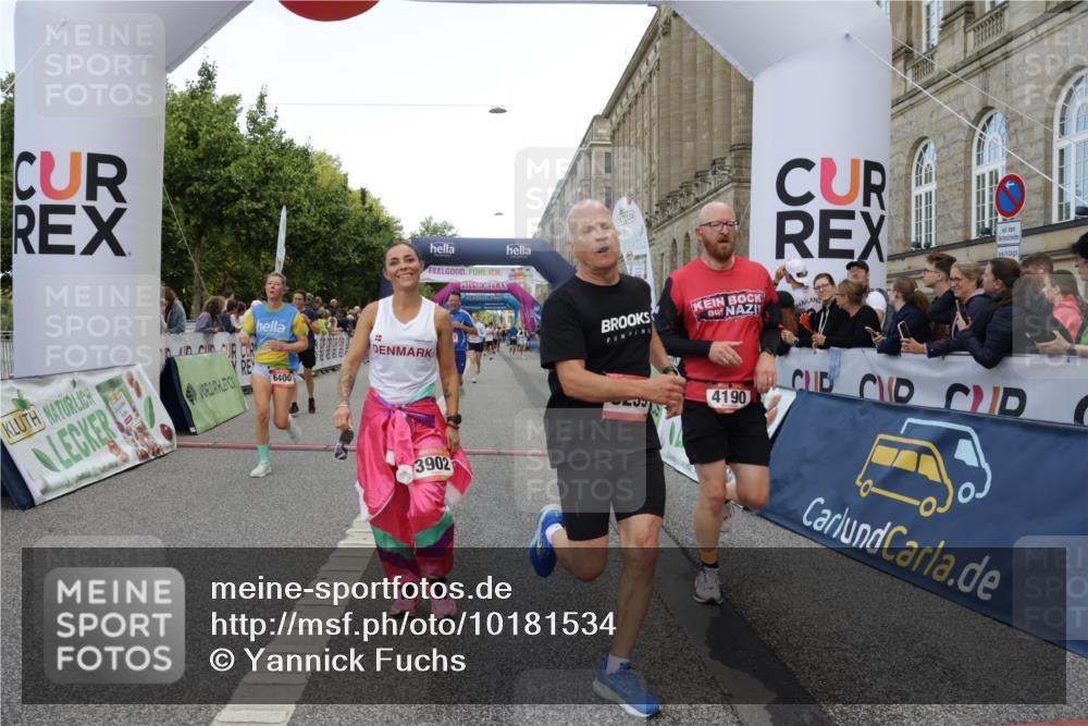 06.09.2026 - CURREX Alsterlauf Yannick Fuchs http://msf.ph/oto/10181534 06.09.2026 09:55:51 Ziel 2277, 2479, 3304, 3902, 3903, 4190, 4434, 4463, 4627, 4865, 4955, 4961, 5484, 5488, 6400, 8086, 8259 meine-sportfotos.de