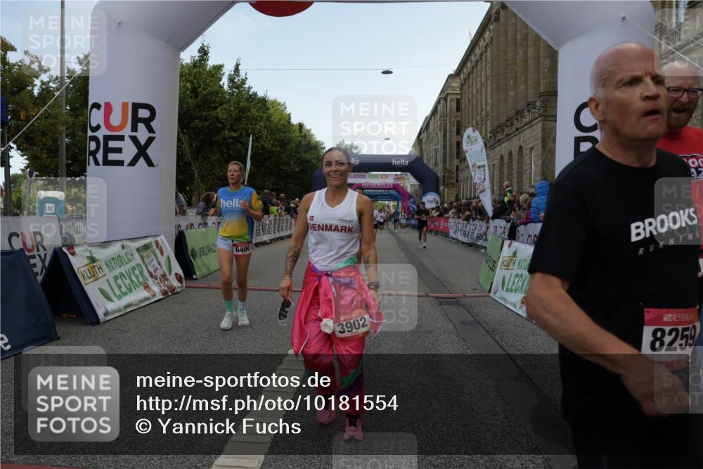 06.09.2026 - CURREX Alsterlauf Yannick Fuchs http://msf.ph/oto/10181554 06.09.2026 09:55:52 Ziel 2239, 2277, 3304, 3902, 3903, 4190, 4434, 4463, 4627, 4865, 4955, 4961, 5484, 5488, 6400, 8086, 8259 meine-sportfotos.de
