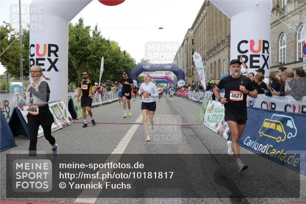 06.09.2026 - CURREX Alsterlauf Yannick Fuchs http://msf.ph/oto/10181817 06.09.2026 09:55:56 Ziel 2239, 2277, 2372, 4190, 4434, 4463, 4627, 4961, 5021, 5484, 6301, 6400, 8086, 8211, 8259, 8338 meine-sportfotos.de