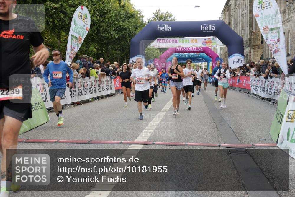 06.09.2026 - CURREX Alsterlauf Yannick Fuchs http://msf.ph/oto/10181955 06.09.2026 09:55:58 Ziel 2239, 2277, 2372, 2626, 2641, 3411, 4135, 4190, 4262, 4434, 4463, 4627, 5021, 5484, 6032, 6301, 6313, 6400, 8086, 8211, 8259, 8338 meine-sportfotos.de