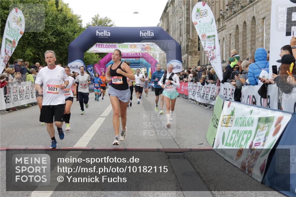 06.09.2026 - CURREX Alsterlauf Yannick Fuchs http://msf.ph/oto/10182115 06.09.2026 09:56:00 Ziel 2239, 2277, 2372, 2516, 2626, 2641, 3411, 3636, 4135, 4262, 4434, 4463, 4627, 5021, 5484, 6032, 6301, 6313, 8086, 8211, 8338 meine-sportfotos.de