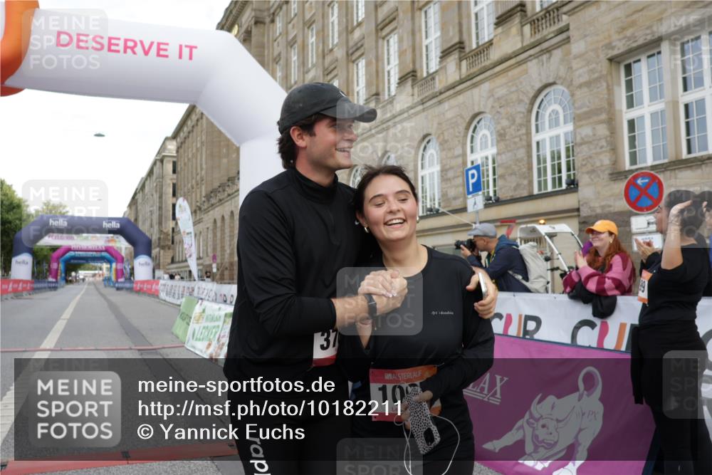 06.09.2026 - CURREX Alsterlauf Yannick Fuchs http://msf.ph/oto/10182211 06.09.2026 12:09:56 Ziel 1095, 1209 meine-sportfotos.de