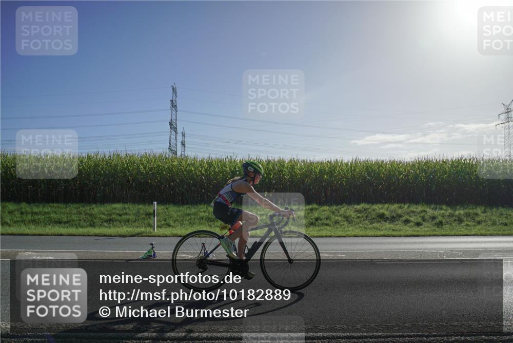 06.09.2026 - 20. Norderstedt Triathlon Michael Burmester http://msf.ph/oto/10182889 06.09.2026 09:37:15 Radfahren 651, 665 meine-sportfotos.de