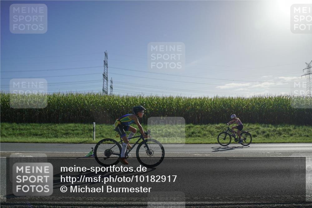 06.09.2026 - 20. Norderstedt Triathlon Michael Burmester http://msf.ph/oto/10182917 06.09.2026 09:37:43 Radfahren 621, 638, 655, 657 meine-sportfotos.de