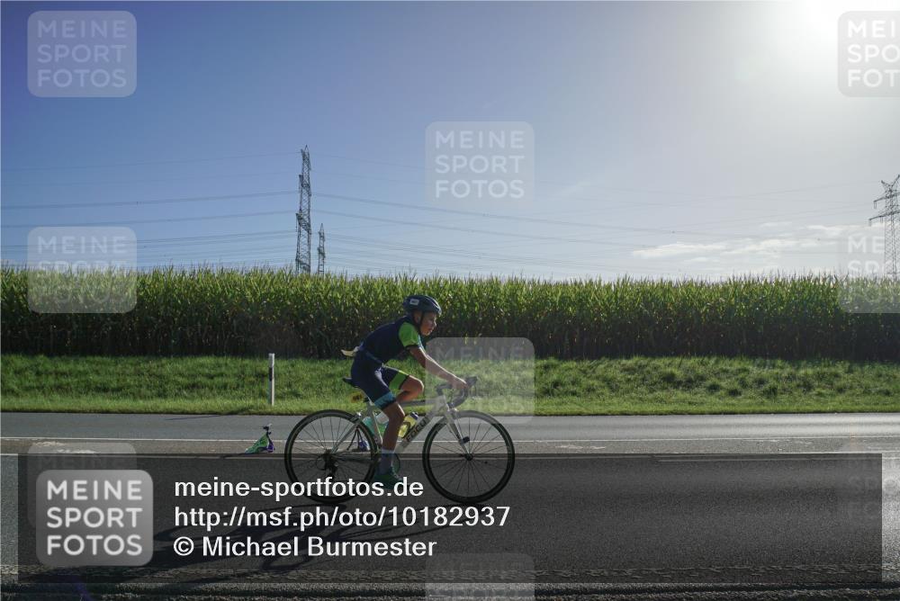 06.09.2026 - 20. Norderstedt Triathlon Michael Burmester http://msf.ph/oto/10182937 06.09.2026 09:38:04 Radfahren 649, 661, 685 meine-sportfotos.de