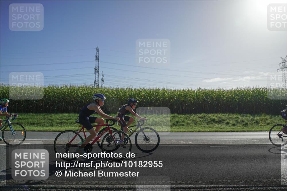06.09.2026 - 20. Norderstedt Triathlon Michael Burmester http://msf.ph/oto/10182955 06.09.2026 09:38:18 Radfahren 606, 627, 629, 643, 675, 678, 694, 696 meine-sportfotos.de