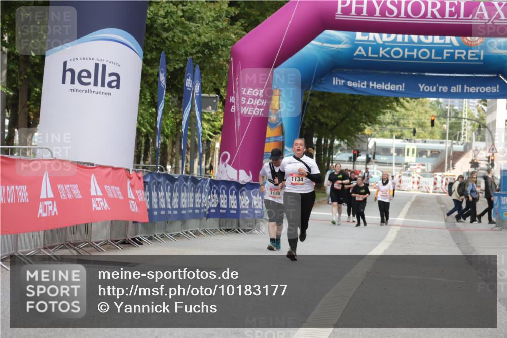 06.09.2026 - CURREX Alsterlauf Yannick Fuchs http://msf.ph/oto/10183177 06.09.2026 12:11:59 Ziel 1122, 1196, 1245 meine-sportfotos.de
