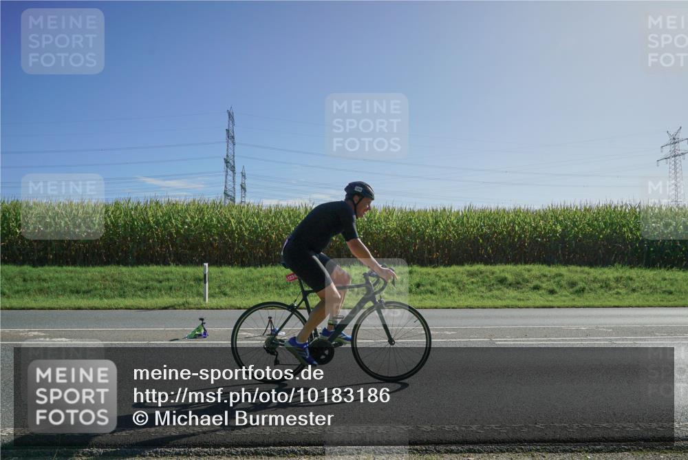 06.09.2026 - 20. Norderstedt Triathlon Michael Burmester http://msf.ph/oto/10183186 06.09.2026 10:26:51 Radfahren 1234 meine-sportfotos.de