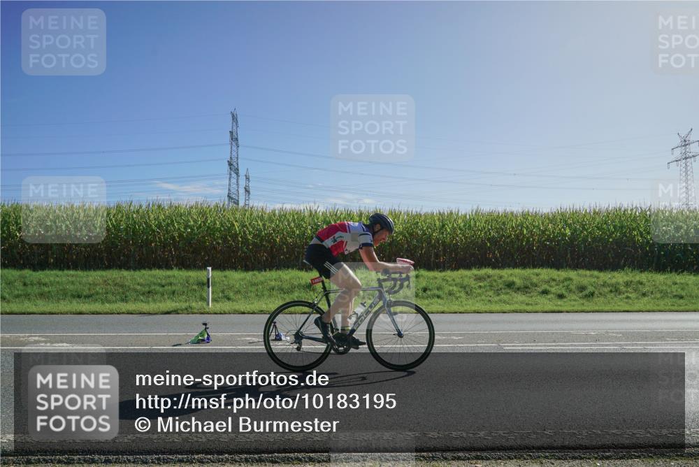 06.09.2026 - 20. Norderstedt Triathlon Michael Burmester http://msf.ph/oto/10183195 06.09.2026 10:27:18 Radfahren 1493, 1498 meine-sportfotos.de
