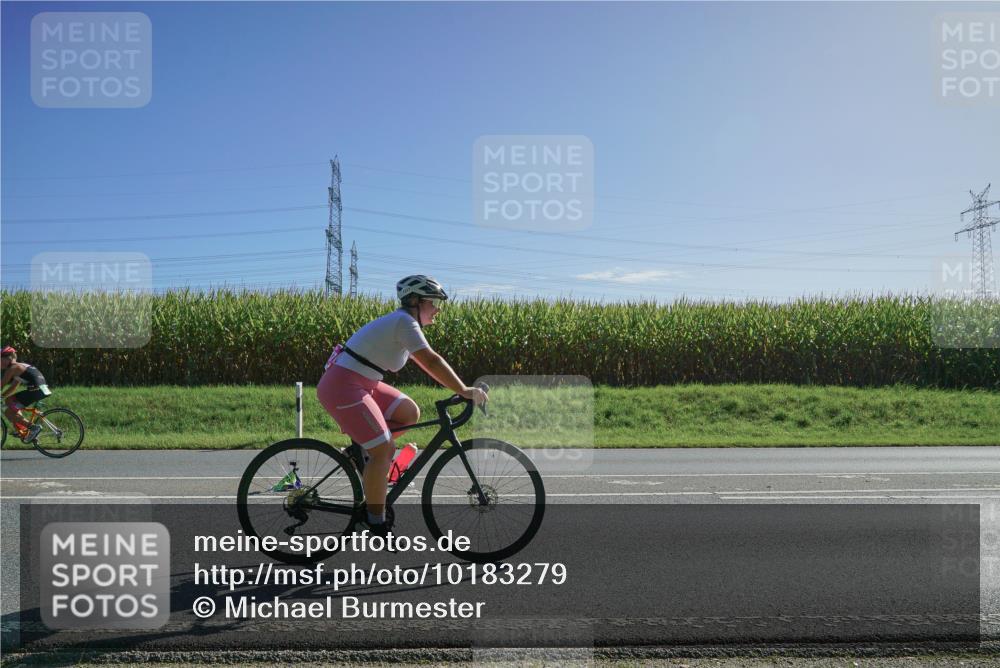 06.09.2026 - 20. Norderstedt Triathlon Michael Burmester http://msf.ph/oto/10183279 06.09.2026 10:32:31 Radfahren 1217 meine-sportfotos.de