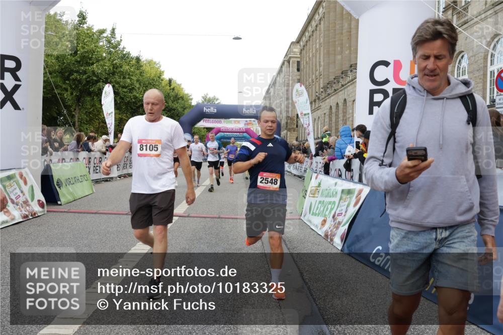06.09.2026 - CURREX Alsterlauf Yannick Fuchs http://msf.ph/oto/10183325 06.09.2026 09:56:14 Ziel 2085, 2171, 2548, 3486, 3571, 4111, 4365, 4715, 4809, 5085, 5095, 5206, 5682, 6170, 6416, 6441, 8105, 8170 meine-sportfotos.de
