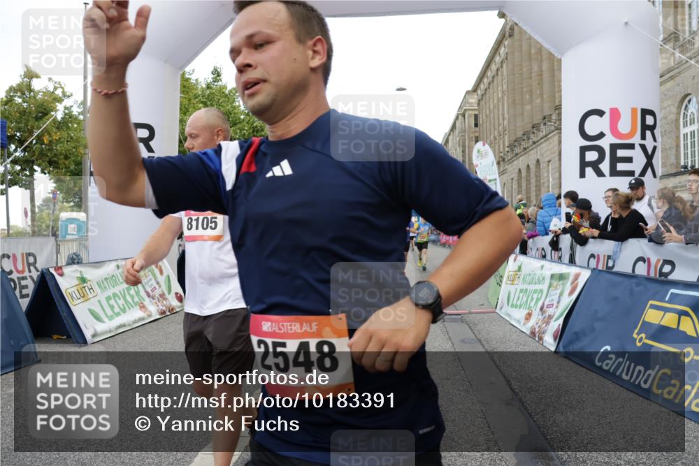 06.09.2026 - CURREX Alsterlauf Yannick Fuchs http://msf.ph/oto/10183391 06.09.2026 09:56:15 Ziel 2085, 2171, 2548, 3486, 3571, 4111, 4365, 4715, 5085, 5095, 5206, 5682, 6170, 6416, 6441, 8105, 8170 meine-sportfotos.de