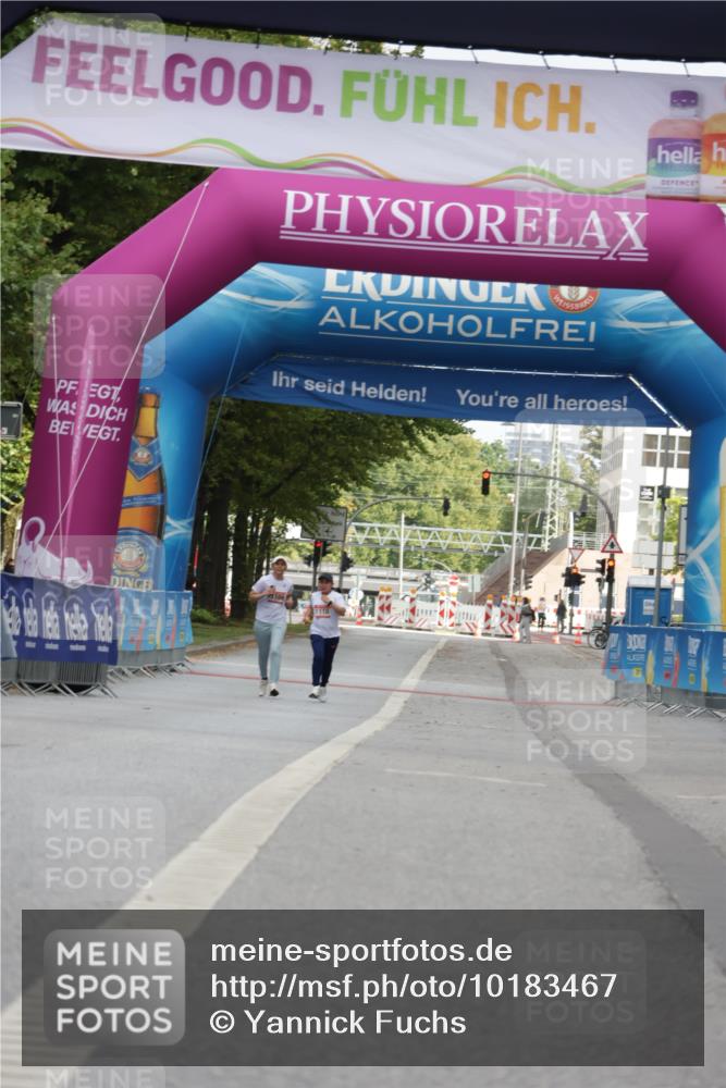 06.09.2026 - CURREX Alsterlauf Yannick Fuchs http://msf.ph/oto/10183467 06.09.2026 12:13:15 Ziel 1131 meine-sportfotos.de