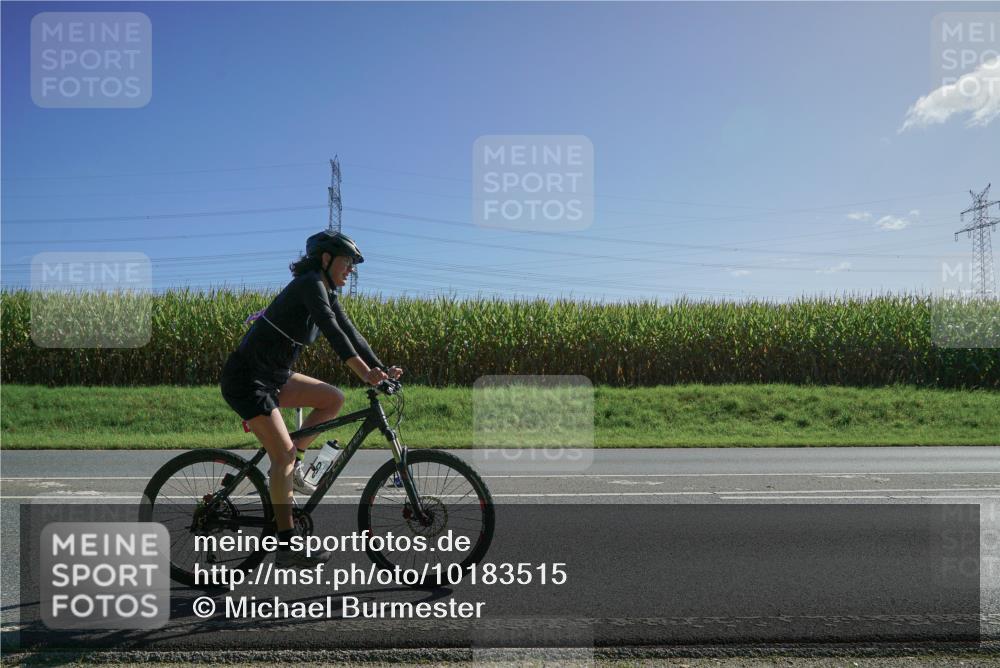 06.09.2026 - 20. Norderstedt Triathlon Michael Burmester http://msf.ph/oto/10183515 06.09.2026 10:40:03 Radfahren 64, 748, 1200, 1222 meine-sportfotos.de