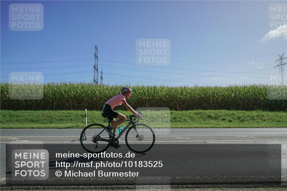 06.09.2026 - 20. Norderstedt Triathlon Michael Burmester http://msf.ph/oto/10183525 06.09.2026 10:40:31 Radfahren 699, 739 meine-sportfotos.de
