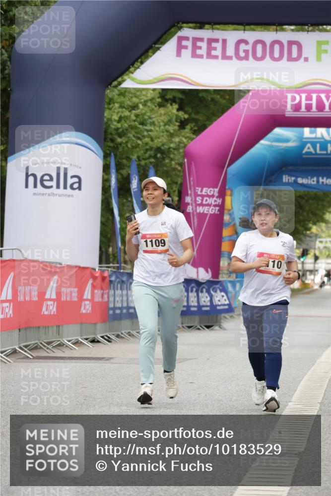 06.09.2026 - CURREX Alsterlauf Yannick Fuchs http://msf.ph/oto/10183529 06.09.2026 12:13:35 Ziel 1110 meine-sportfotos.de