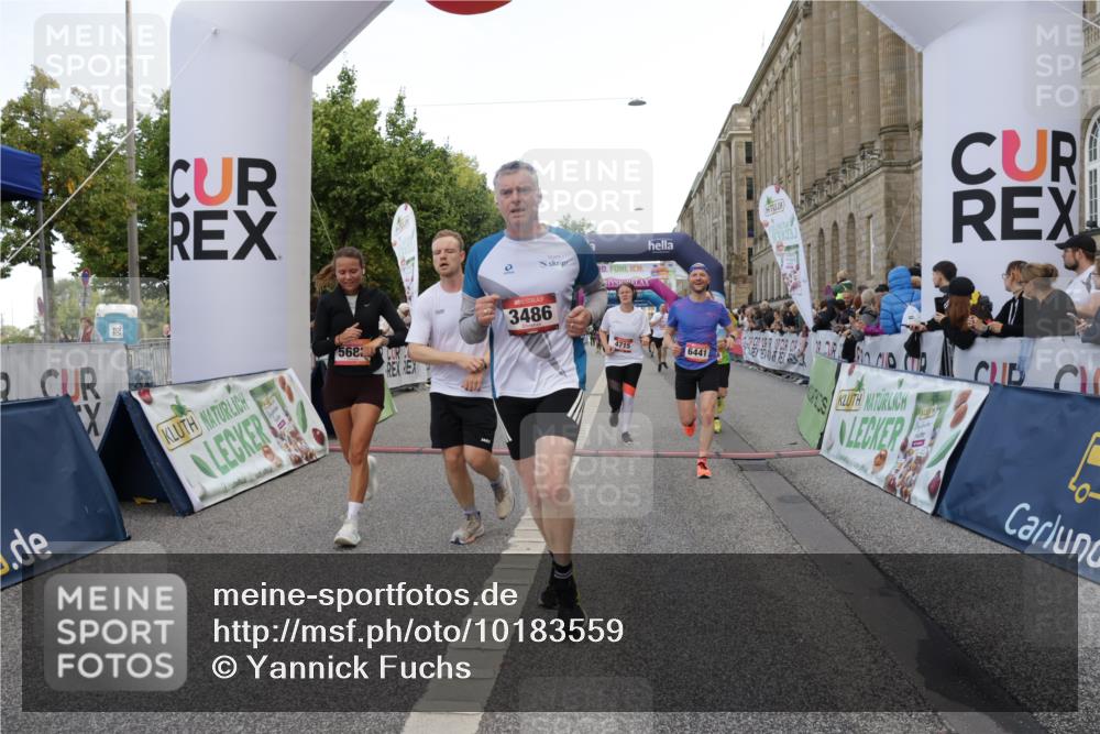 06.09.2026 - CURREX Alsterlauf Yannick Fuchs http://msf.ph/oto/10183559 06.09.2026 09:56:17 Ziel 2085, 2171, 2548, 3486, 3571, 4365, 4715, 5095, 5206, 5682, 5841, 6170, 6416, 6441, 8105 meine-sportfotos.de