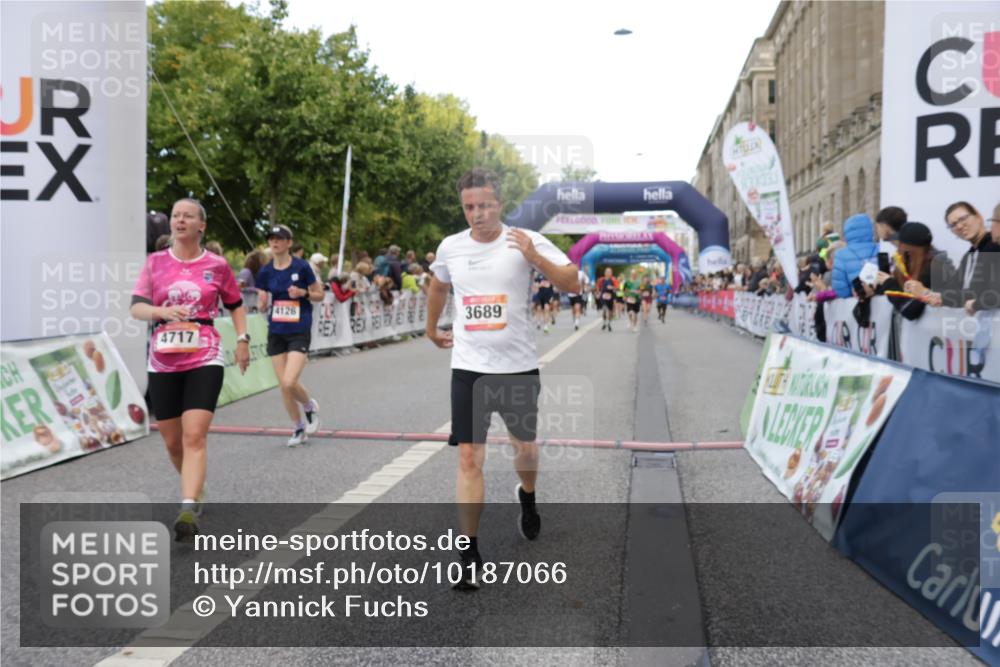06.09.2026 - CURREX Alsterlauf Yannick Fuchs http://msf.ph/oto/10187066 06.09.2026 09:56:54 Ziel 2236, 2931, 3123, 3587, 3609, 3638, 3689, 4126, 4717, 5312, 5313, 5543, 5719, 5973, 6159, 8200 meine-sportfotos.de