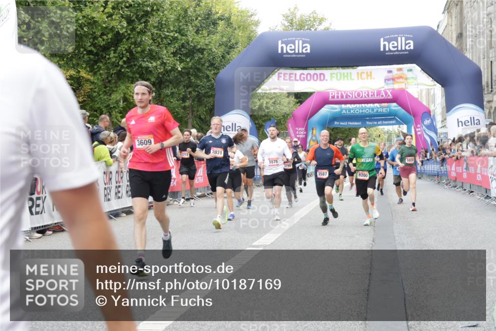 06.09.2026 - CURREX Alsterlauf Yannick Fuchs http://msf.ph/oto/10187169 06.09.2026 09:56:56 Ziel 2236, 2931, 3587, 3609, 3638, 3689, 3712, 4126, 4717, 5312, 5313, 5543, 5571, 5575, 5719, 5939, 5973, 6115, 8200 meine-sportfotos.de