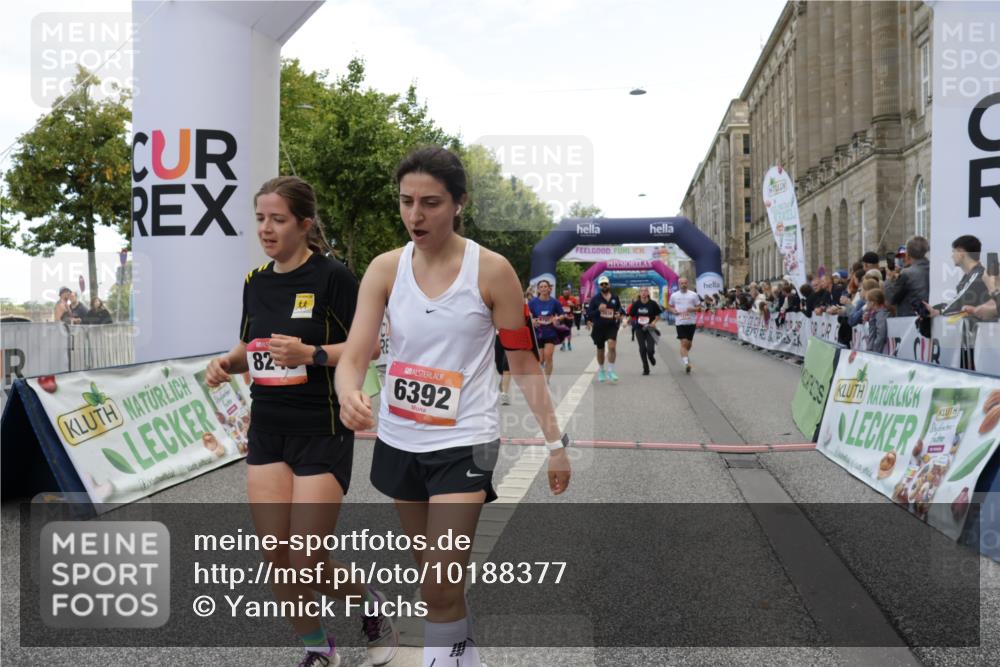 06.09.2026 - CURREX Alsterlauf Yannick Fuchs http://msf.ph/oto/10188377 06.09.2026 10:05:20 Ziel 1239, 2195, 2718, 3011, 3336, 3737, 3838, 4151, 4642, 4769, 6155, 6242, 6392, 8243 meine-sportfotos.de