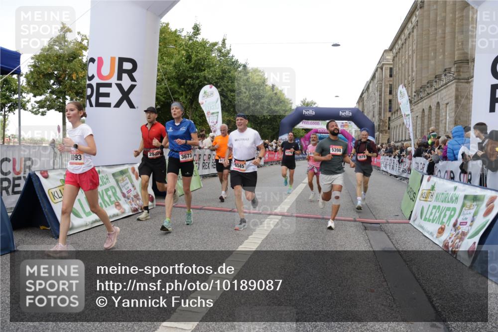 06.09.2026 - CURREX Alsterlauf Yannick Fuchs http://msf.ph/oto/10189087 06.09.2026 09:57:20 Ziel 2311, 2316, 2557, 2900, 3349, 3505, 3622, 3673, 3978, 5345, 5398, 6071, 6119, 6279, 6394, 6396, 8093, 8198 meine-sportfotos.de