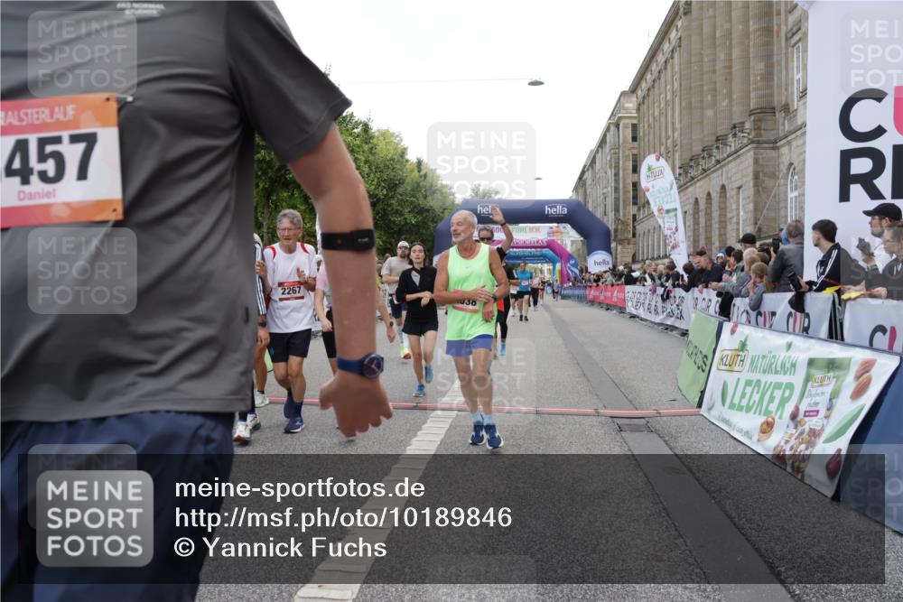 06.09.2026 - CURREX Alsterlauf Yannick Fuchs http://msf.ph/oto/10189846 06.09.2026 10:05:45 Ziel 2047, 2267, 2476, 2659, 3064, 3180, 3230, 3314, 3439, 3457, 4130, 4197, 4198, 4408, 4430, 4538, 4871, 5135, 5137, 5390, 5405, 5406, 5520, 6458 meine-sportfotos.de