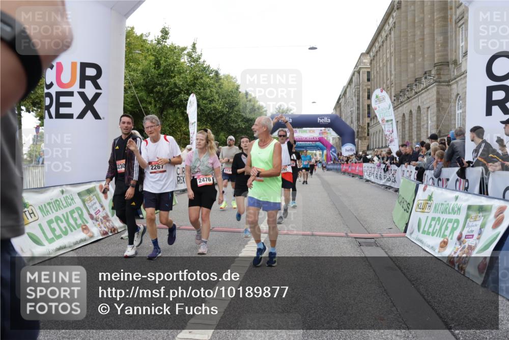 06.09.2026 - CURREX Alsterlauf Yannick Fuchs http://msf.ph/oto/10189877 06.09.2026 10:05:45 Ziel 2047, 2267, 2476, 2659, 3064, 3180, 3230, 3314, 3439, 3457, 4130, 4197, 4198, 4408, 4430, 4538, 4871, 5135, 5137, 5390, 5405, 5406, 5520, 6458 meine-sportfotos.de