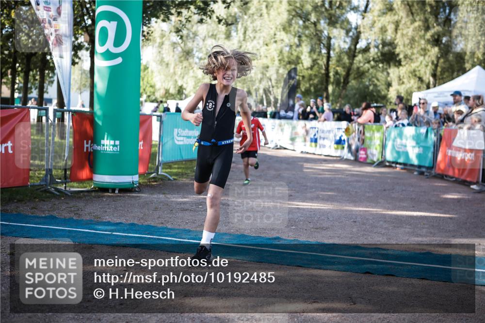 06.09.2026 - 20. Norderstedt Triathlon H.Heesch http://msf.ph/oto/10192485 06.09.2026 09:49:12 Ziel 609, 635, 642, 672, 691 meine-sportfotos.de