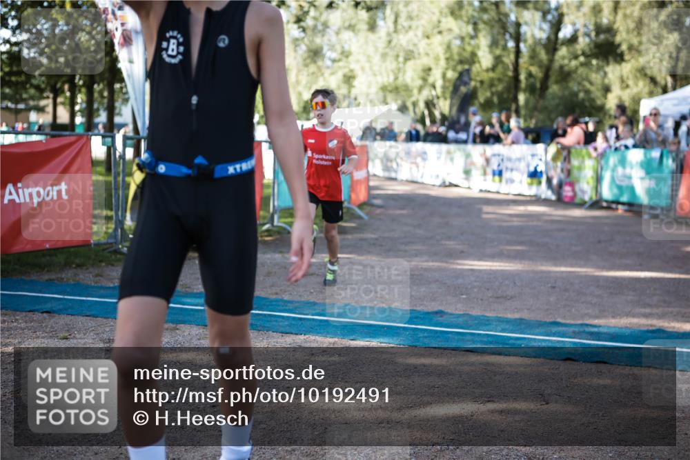 06.09.2026 - 20. Norderstedt Triathlon H.Heesch http://msf.ph/oto/10192491 06.09.2026 09:49:13 Ziel 635, 642, 672, 691 meine-sportfotos.de