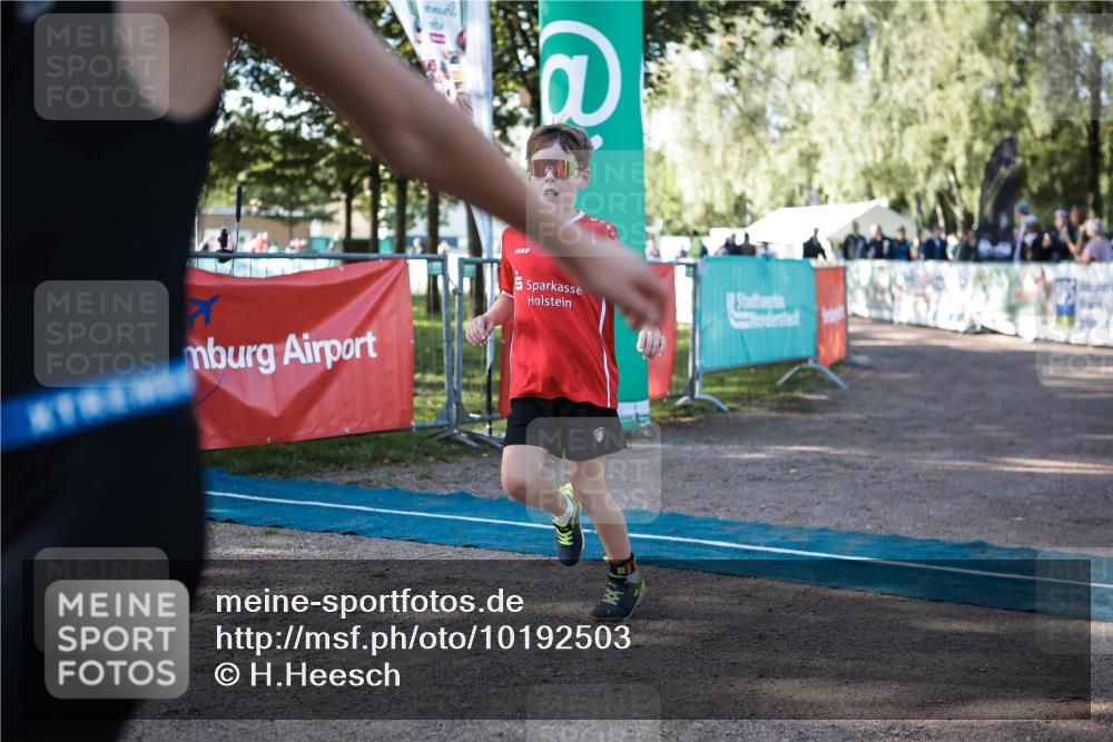 06.09.2026 - 20. Norderstedt Triathlon H.Heesch http://msf.ph/oto/10192503 06.09.2026 09:49:13 Ziel 635, 642, 672, 691 meine-sportfotos.de