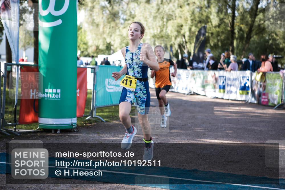06.09.2026 - 20. Norderstedt Triathlon H.Heesch http://msf.ph/oto/10192511 06.09.2026 09:49:20 Ziel 611, 663, 691 meine-sportfotos.de