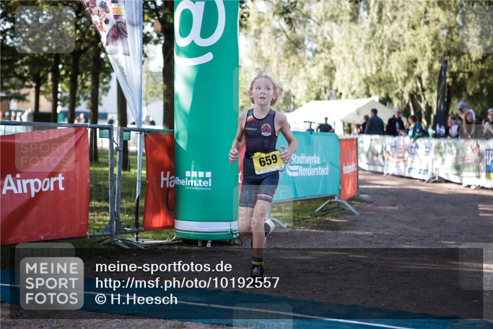 06.09.2026 - 20. Norderstedt Triathlon H.Heesch http://msf.ph/oto/10192557 06.09.2026 09:49:59 Ziel 659 meine-sportfotos.de