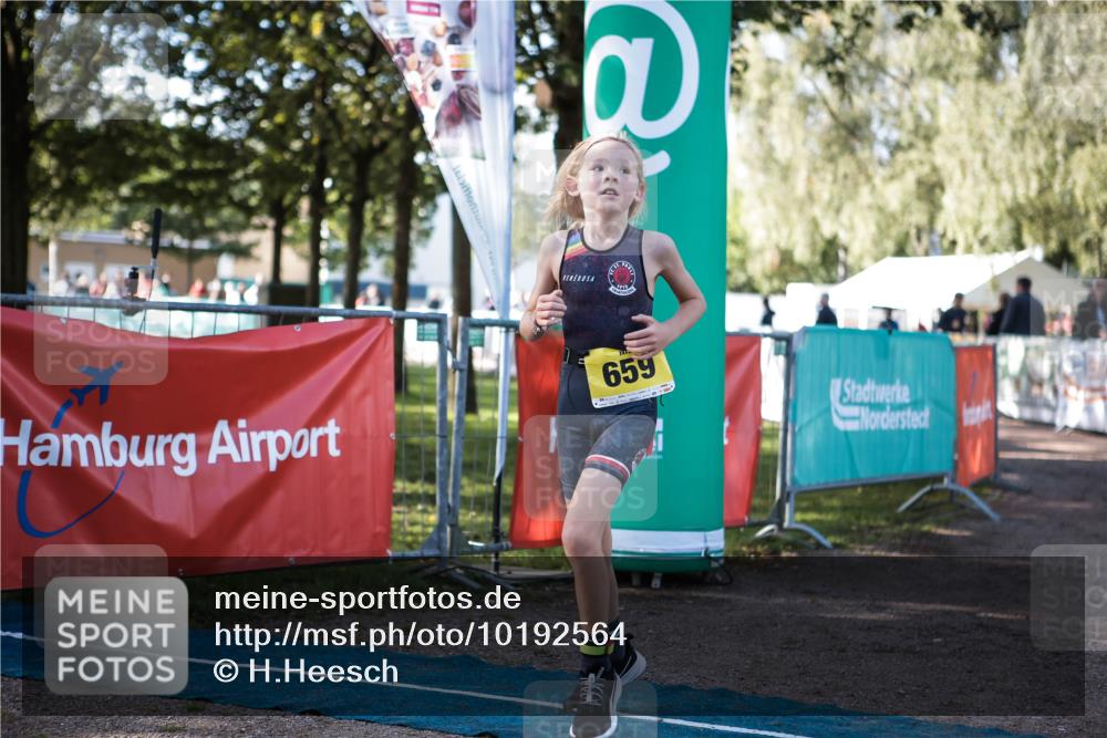 06.09.2026 - 20. Norderstedt Triathlon H.Heesch http://msf.ph/oto/10192564 06.09.2026 09:49:59 Ziel 659 meine-sportfotos.de