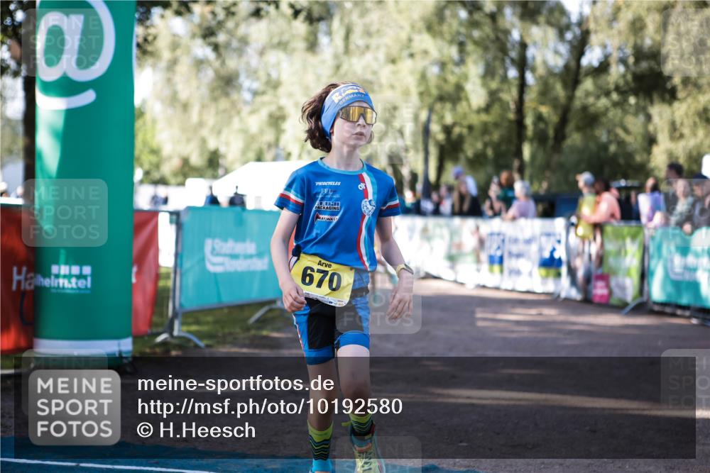 06.09.2026 - 20. Norderstedt Triathlon H.Heesch http://msf.ph/oto/10192580 06.09.2026 09:50:20 Ziel 645, 670 meine-sportfotos.de