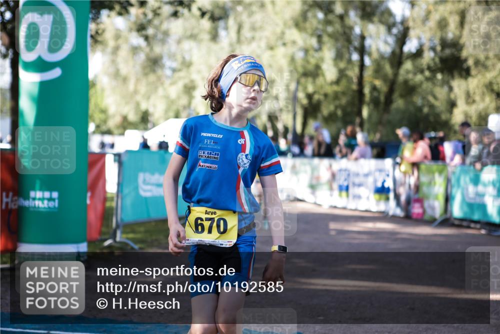 06.09.2026 - 20. Norderstedt Triathlon H.Heesch http://msf.ph/oto/10192585 06.09.2026 09:50:20 Ziel 645, 670 meine-sportfotos.de