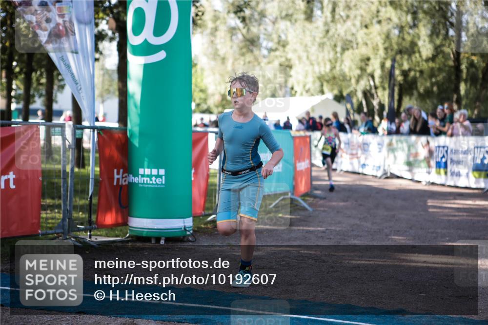 06.09.2026 - 20. Norderstedt Triathlon H.Heesch http://msf.ph/oto/10192607 06.09.2026 09:50:43 Ziel 605, 650, 686 meine-sportfotos.de