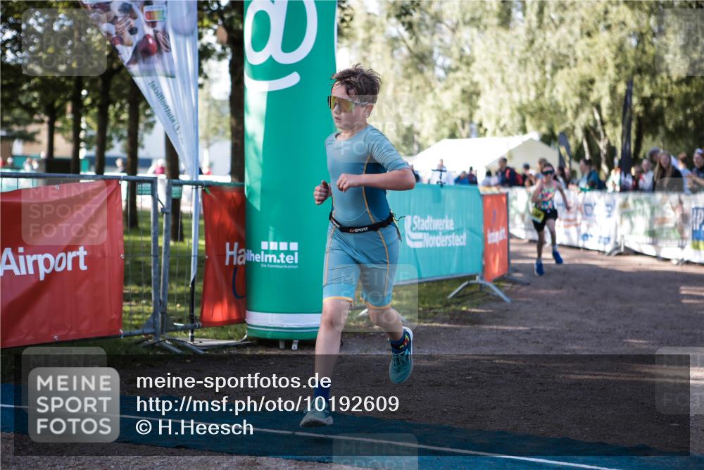 06.09.2026 - 20. Norderstedt Triathlon H.Heesch http://msf.ph/oto/10192609 06.09.2026 09:50:43 Ziel 605, 650, 686 meine-sportfotos.de