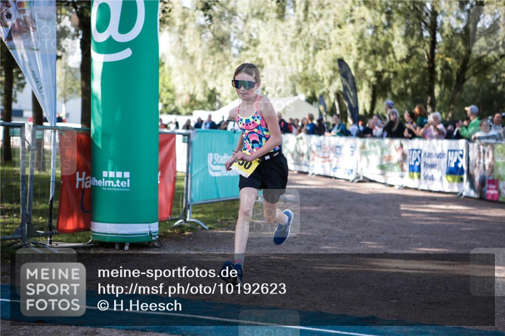 06.09.2026 - 20. Norderstedt Triathlon H.Heesch http://msf.ph/oto/10192623 06.09.2026 09:50:45 Ziel 605, 650, 686 meine-sportfotos.de