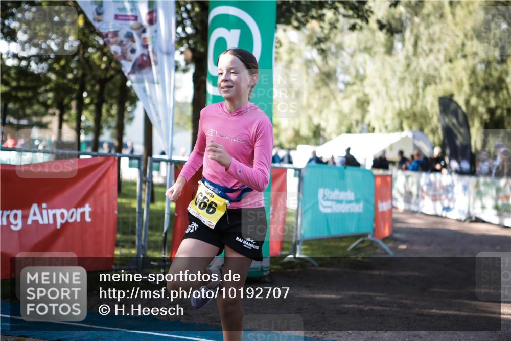 06.09.2026 - 20. Norderstedt Triathlon H.Heesch http://msf.ph/oto/10192707 06.09.2026 09:52:17 Ziel 620, 666 meine-sportfotos.de
