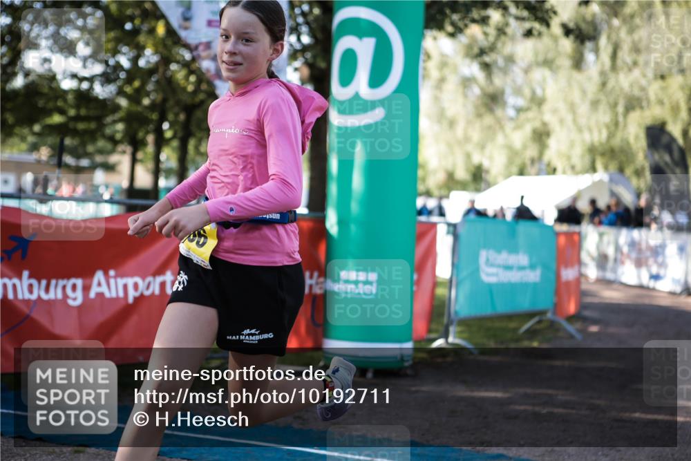 06.09.2026 - 20. Norderstedt Triathlon H.Heesch http://msf.ph/oto/10192711 06.09.2026 09:52:17 Ziel 620, 666 meine-sportfotos.de