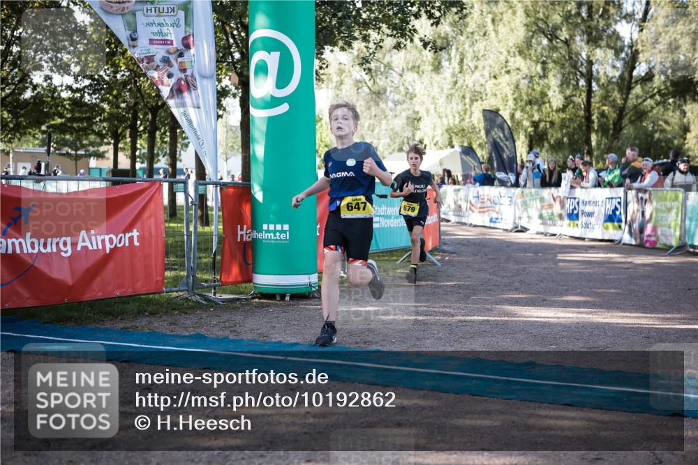 06.09.2026 - 20. Norderstedt Triathlon H.Heesch http://msf.ph/oto/10192862 06.09.2026 09:53:36 Ziel 625, 647, 679 meine-sportfotos.de