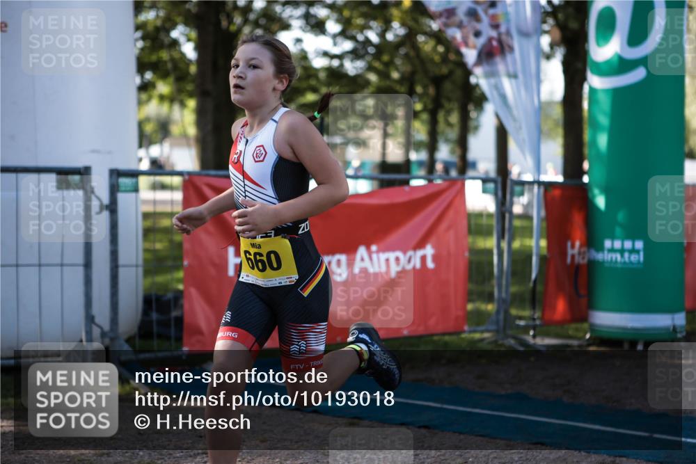 06.09.2026 - 20. Norderstedt Triathlon H.Heesch http://msf.ph/oto/10193018 06.09.2026 09:54:16 Ziel 660 meine-sportfotos.de