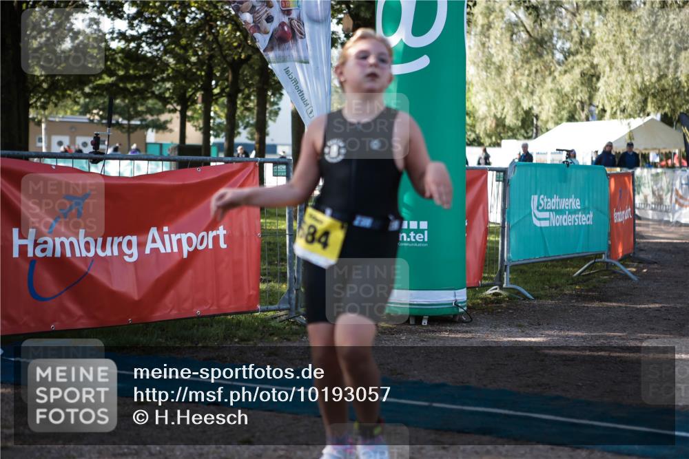 06.09.2026 - 20. Norderstedt Triathlon H.Heesch http://msf.ph/oto/10193057 06.09.2026 09:54:42 Ziel 684 meine-sportfotos.de