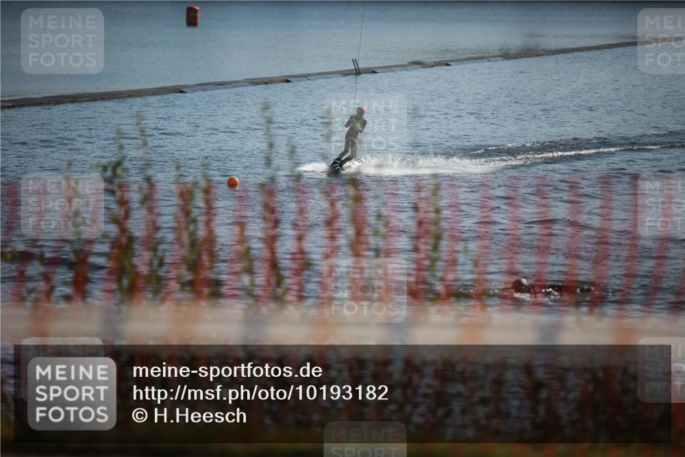 06.09.2026 - 20. Norderstedt Triathlon H.Heesch http://msf.ph/oto/10193182 06.09.2026 10:31:17 Ziel  meine-sportfotos.de