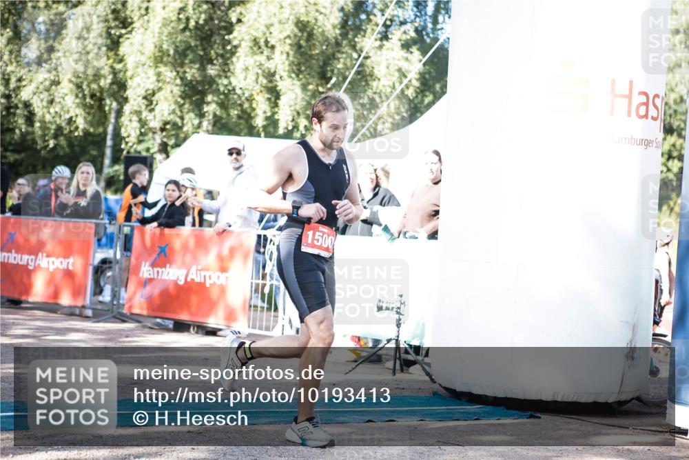 06.09.2026 - 20. Norderstedt Triathlon H.Heesch http://msf.ph/oto/10193413 06.09.2026 10:38:41 Ziel 1500 meine-sportfotos.de